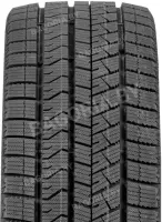 235/65R18 106S